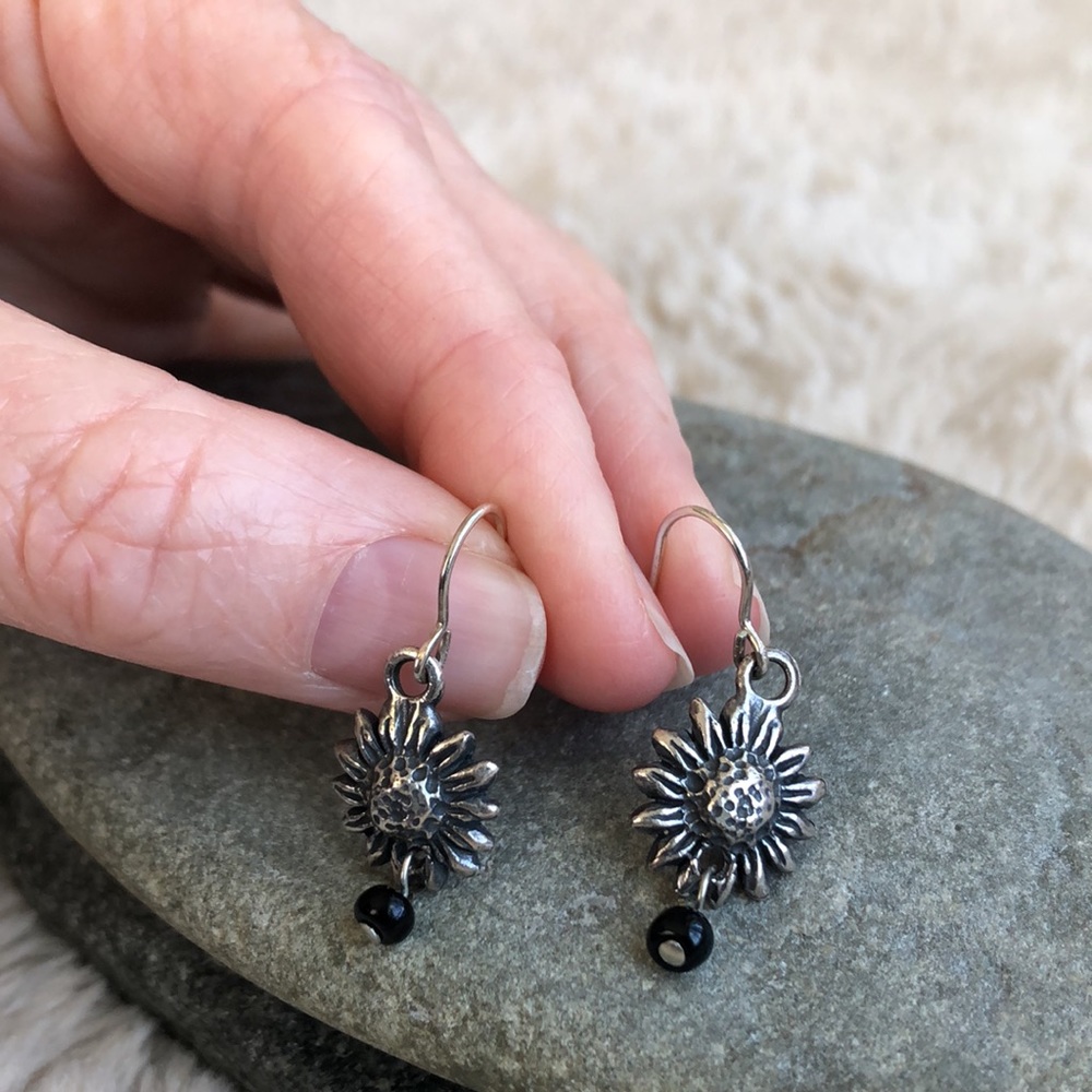Sunflower Sterling Silver Berry Jewelry Co. Dangle Earrings  (E34) - Picture 10 of 15